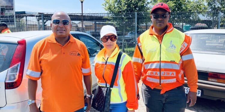 Joburg MMC for Road and Transport, Kenny Kunene, joins Ward 7 Cllr, Lois Simonse, and JRA officials to launch Operation Restore (Image: Viki Stuurman)
